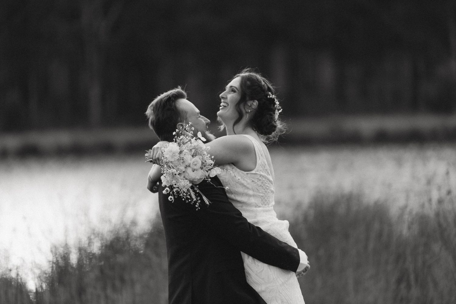 elopements tasmania photographer in the huon valley by joss jensen photography
