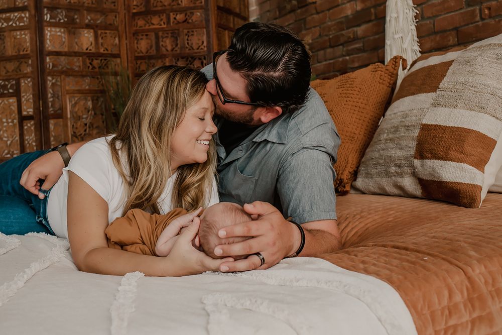 St. Louis and St. Charles County Maternity, Newborn, Family Photography and Postpartum Doula