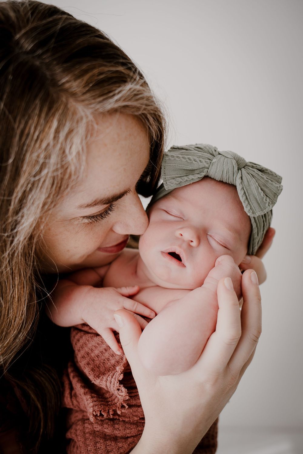 St. Louis and St. Charles County Maternity, Newborn, Family Photography and Postpartum Doula
