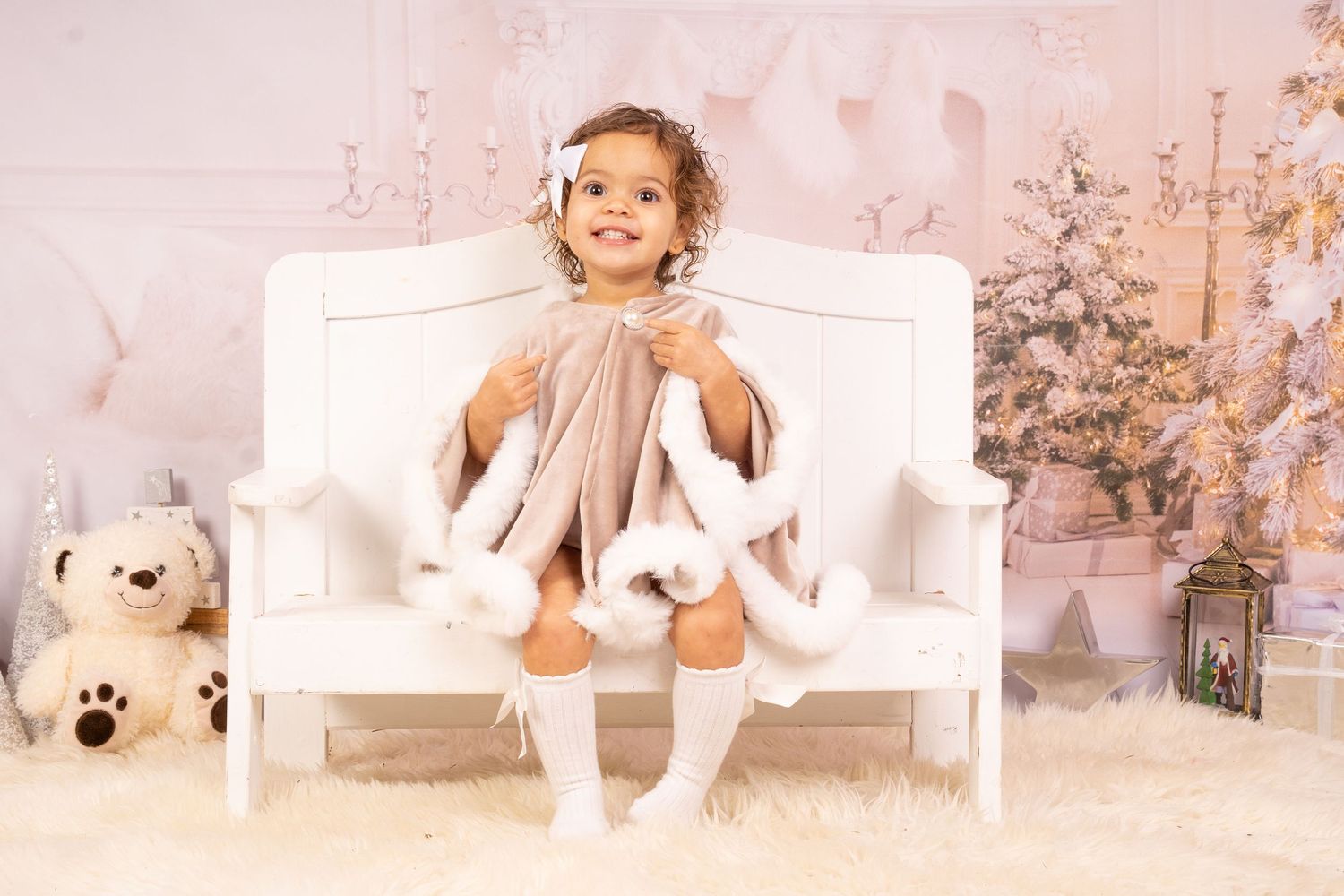 Christmas photoshoot - portrait photography
Christmas 2025 Mini Sessions
Christmas Family Photoshoot.
Christmas shoot near me
Christmas Mini