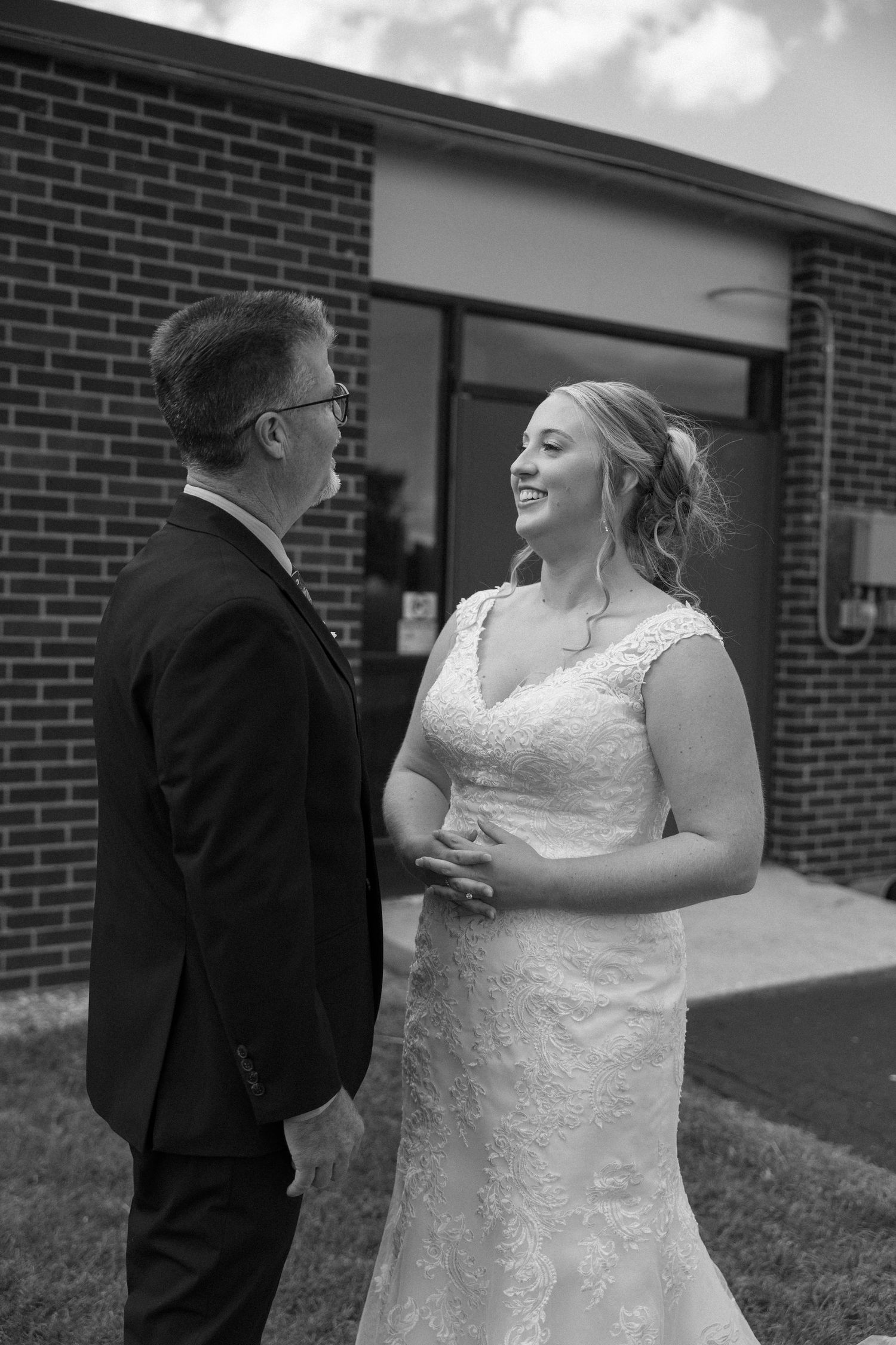 Bride and groom indoor catholic ceremony photos in Frankfort, Illinois