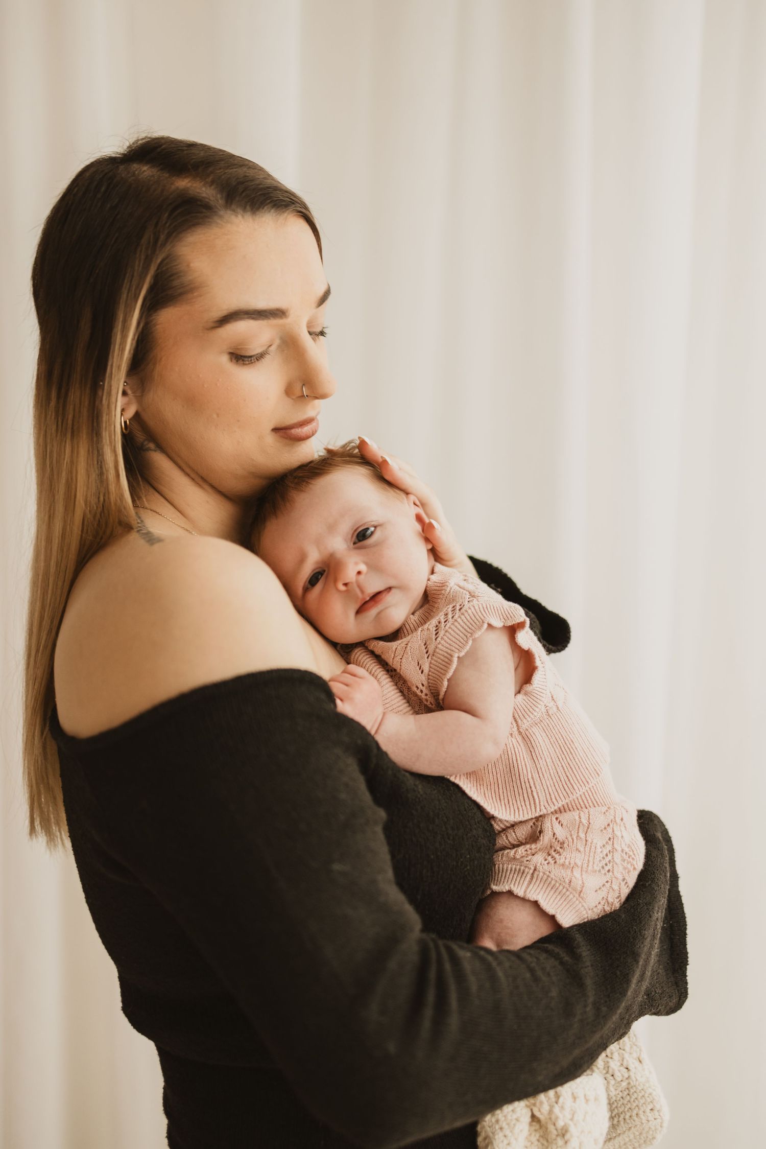 Geelong Lara Torquay Ocean Grove Barwon Heads newborn maternity pregnancy family motherhood couples photographer photography photoshoot