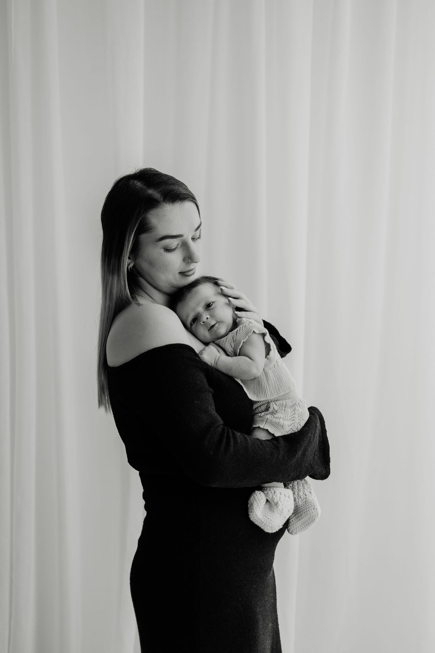 Geelong Lara Torquay Ocean Grove Barwon Heads newborn maternity pregnancy family motherhood couples photographer photography photoshoot