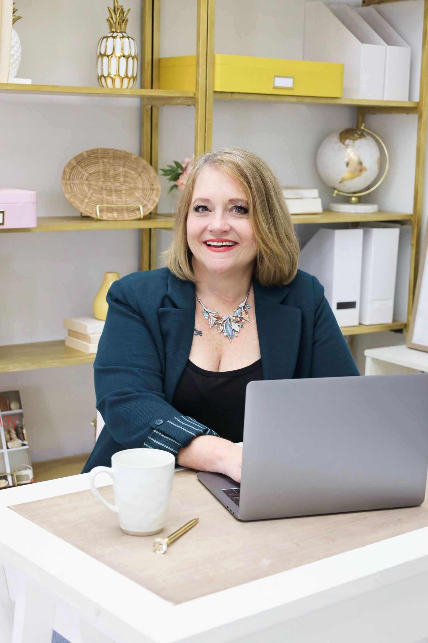 headshots and personal branding photographer in Houston