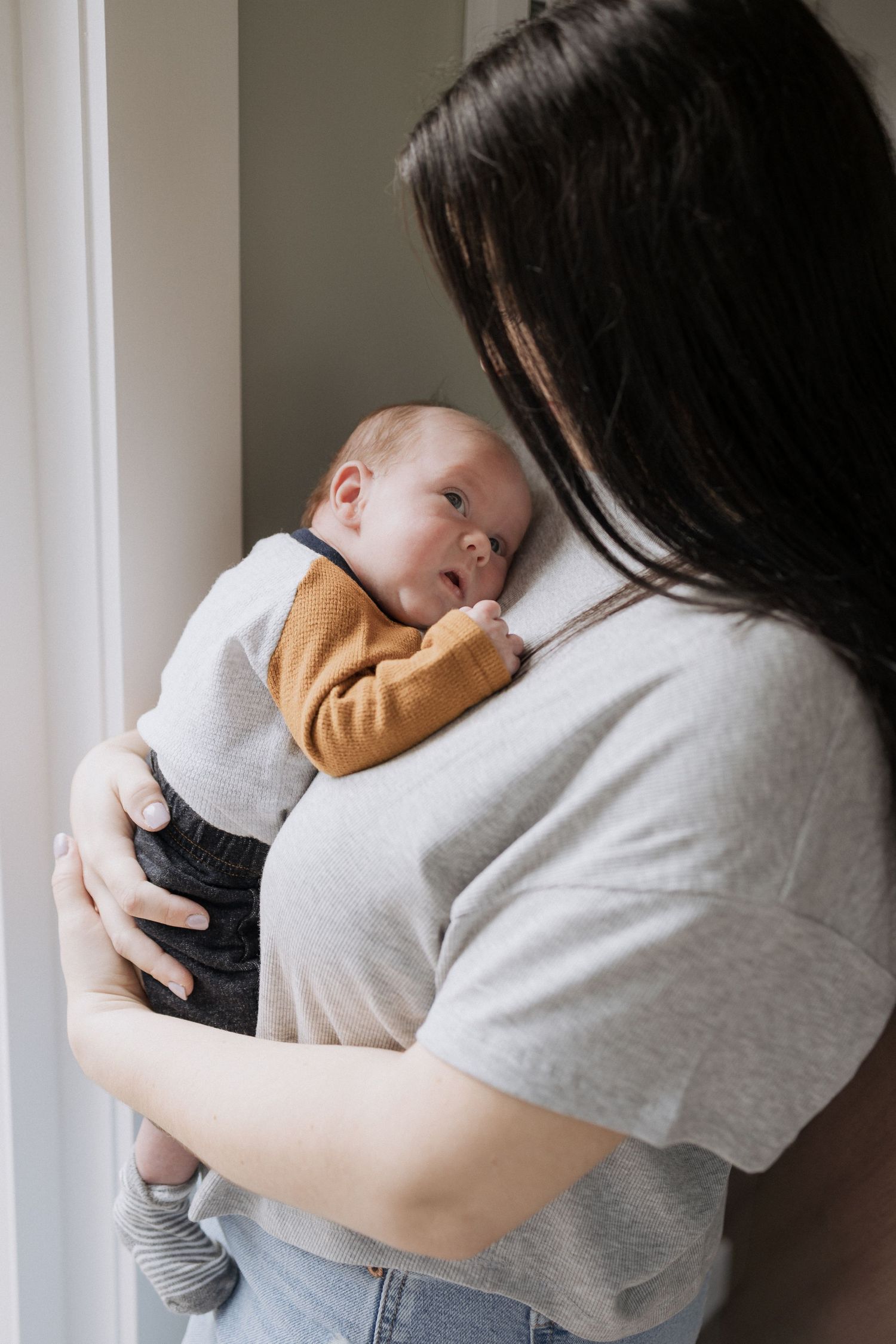newborn photography at home lifestyle photography Shediac photographer Moncton family photography