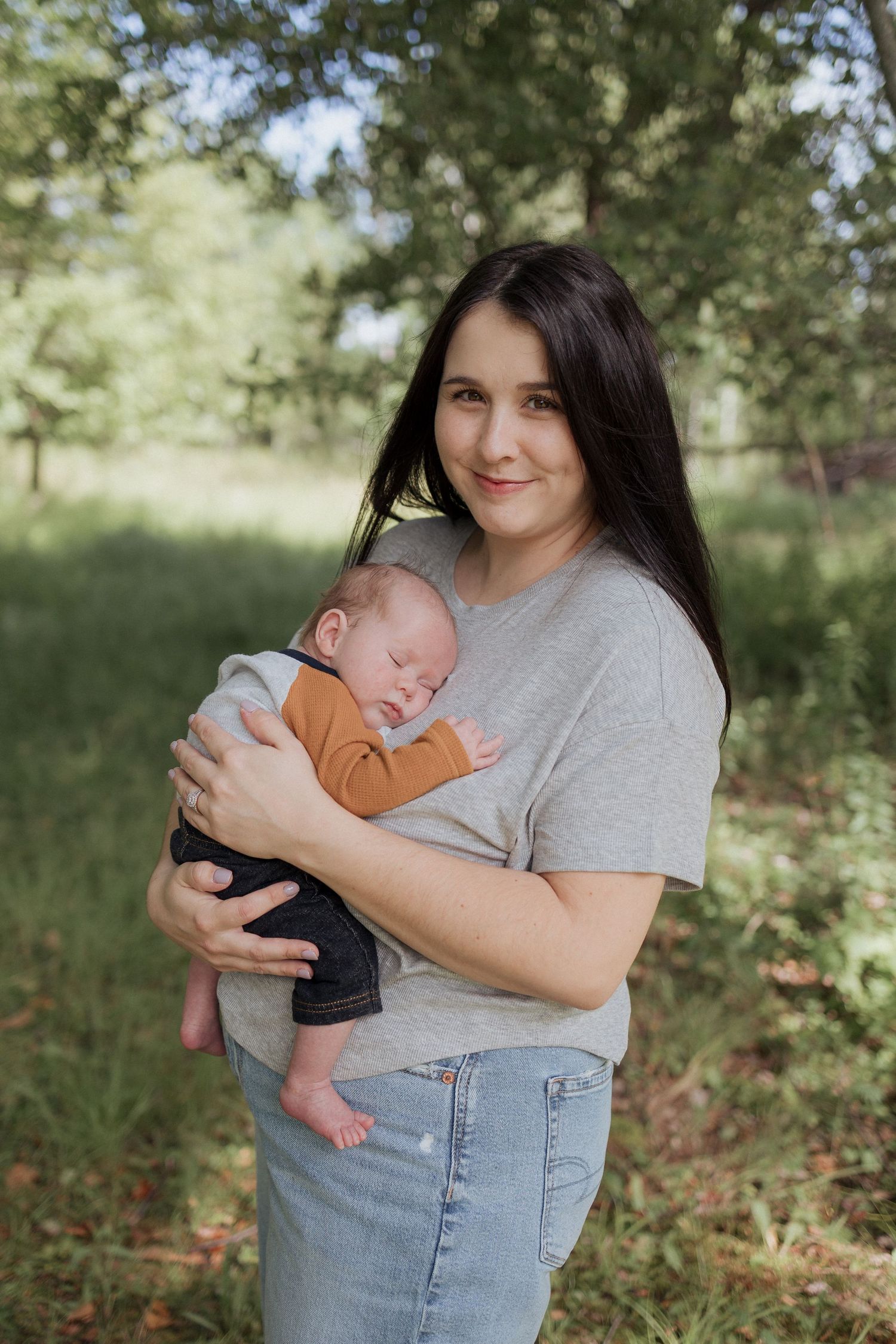 newborn photography at home lifestyle photography Shediac photographer Moncton family photography