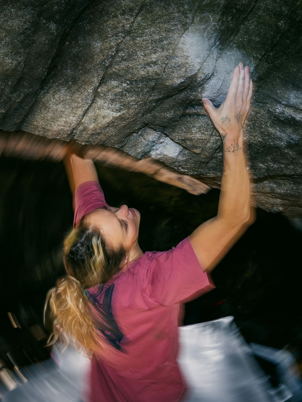Czech climber Jana Svecova bouldering in Ticino, Switzerland - photo Jan Virt