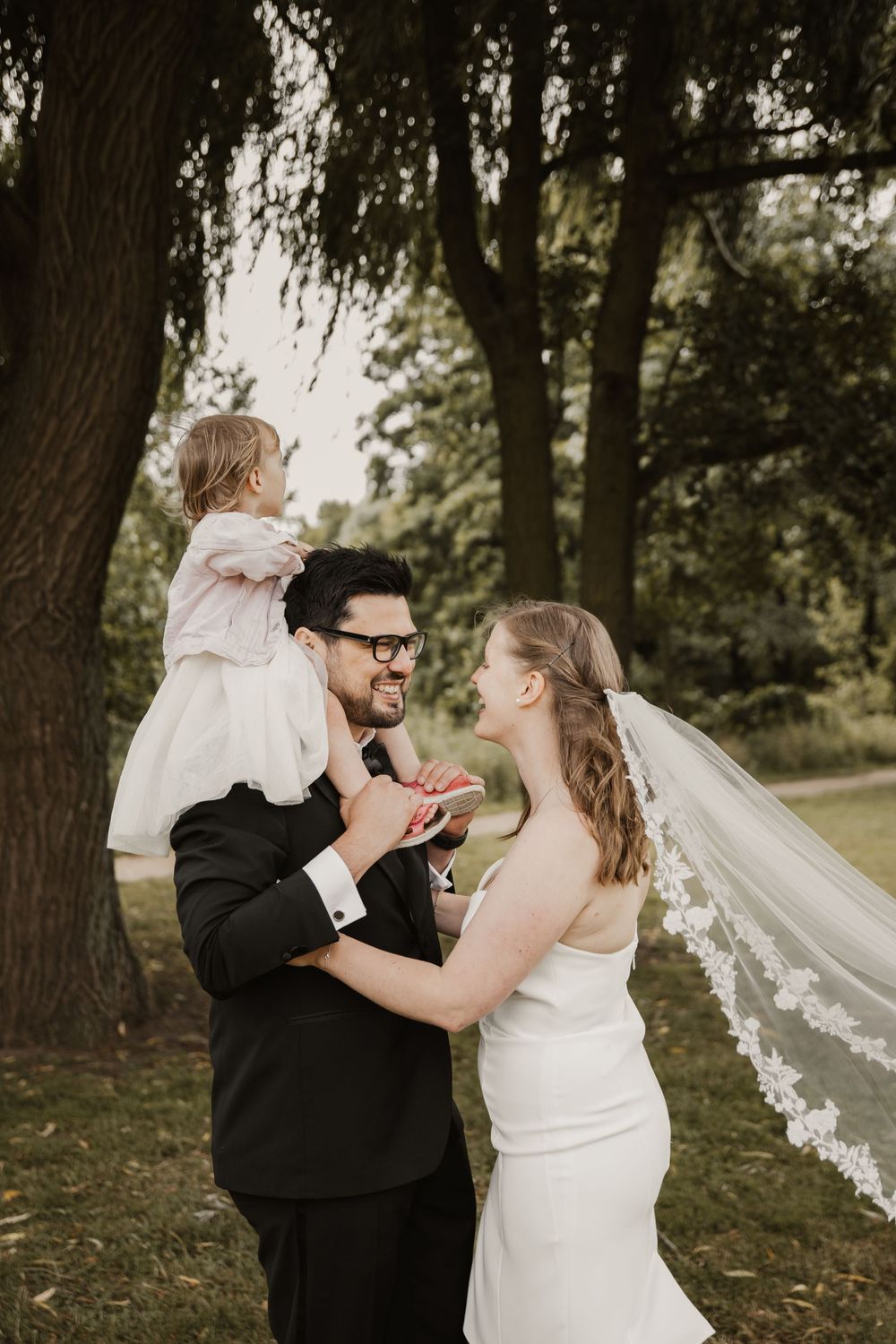 Hochzeitstanz, Brautpaar, Hochzeit, bride, groom, fist dance, first look, love, wedding, elegant