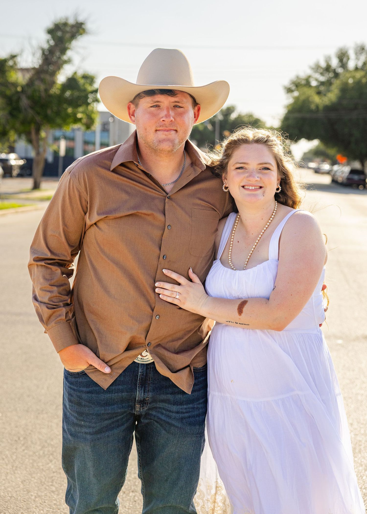 Picture of married couple on their wedding day in downtown abilene texas