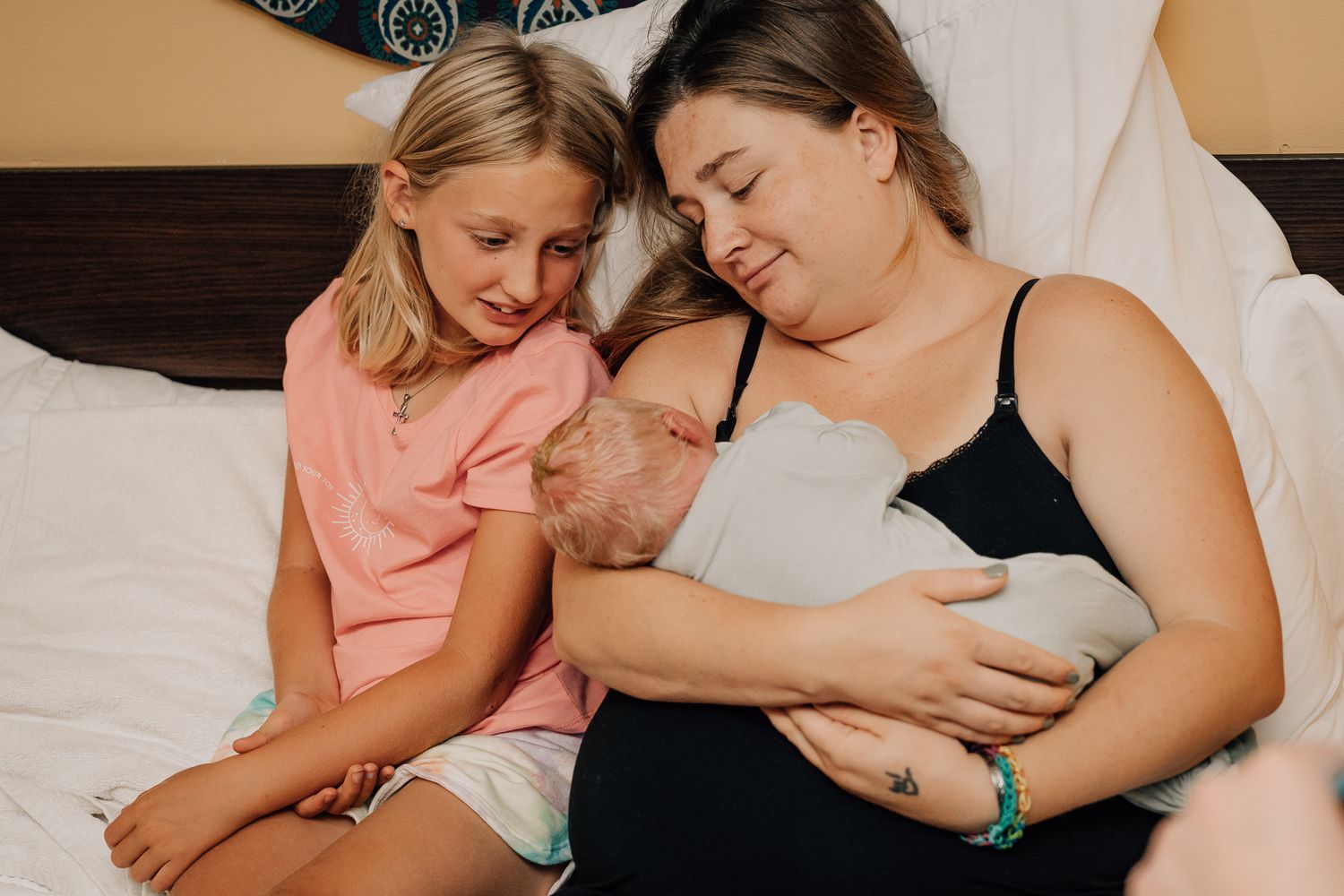 doula and birth photographer near me in northern Virginia
