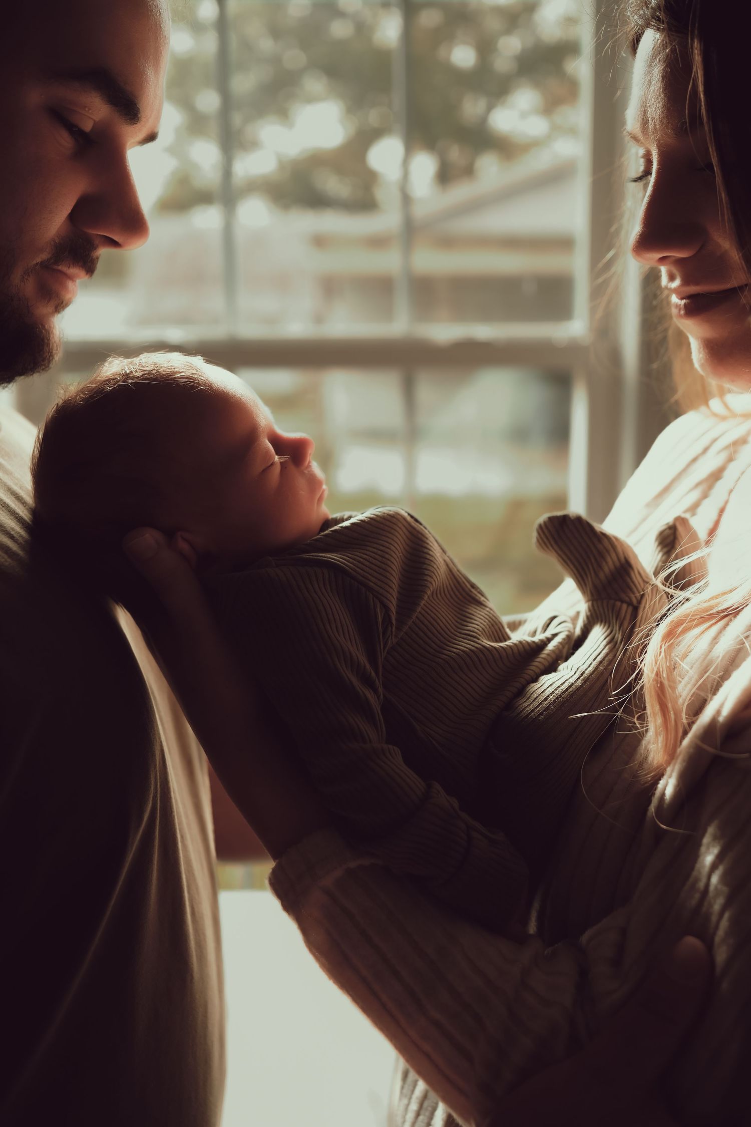 alt="Lafayette newborn photography session in-home"
