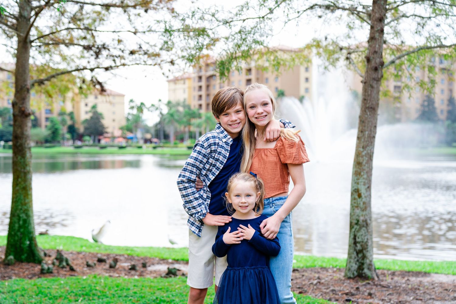 Orlando Forida photographer, Family photographer,  Family photoshoot, Orlando family portrait, Family portrait.