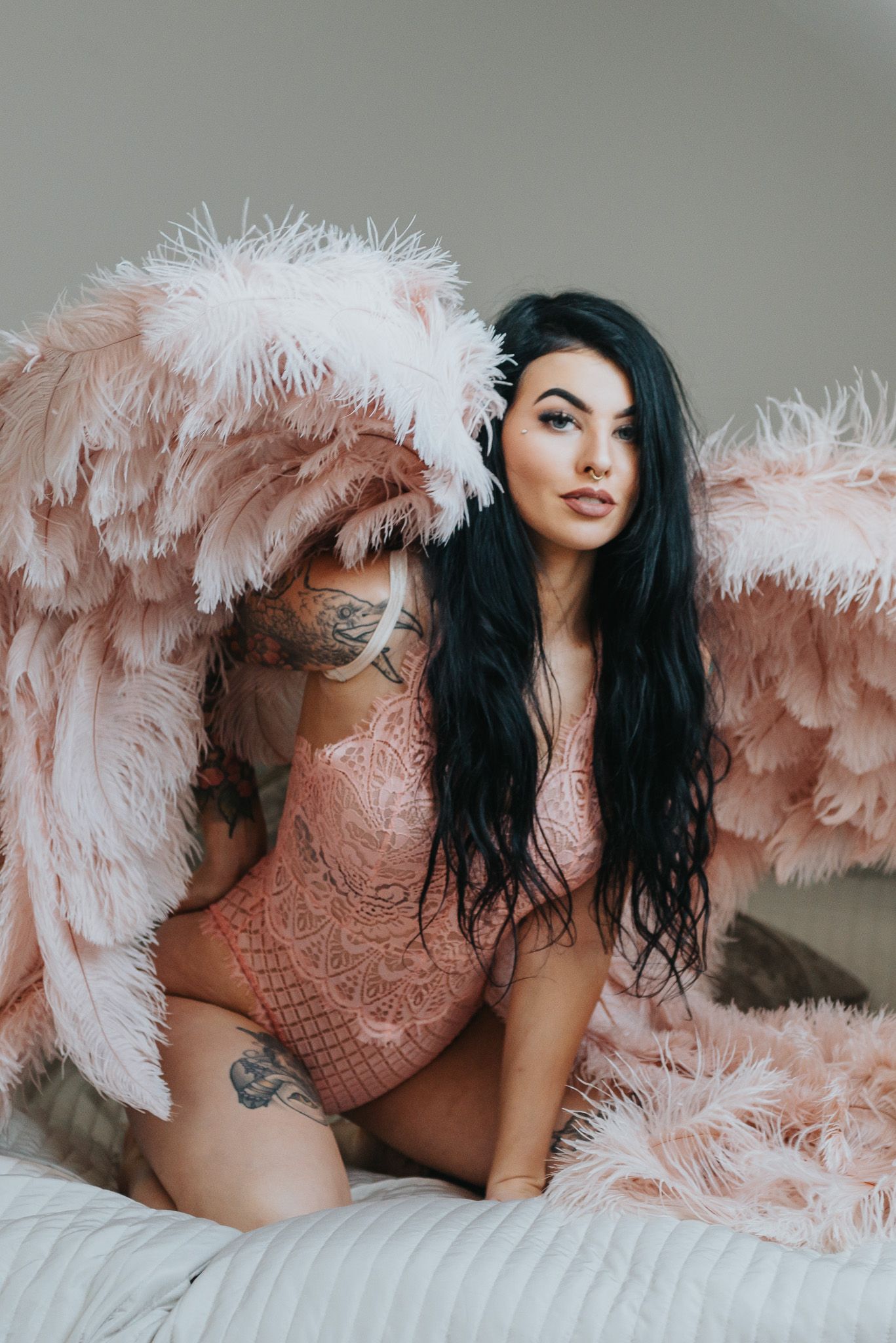 boudoir porträtt med fokus på självförtroende.