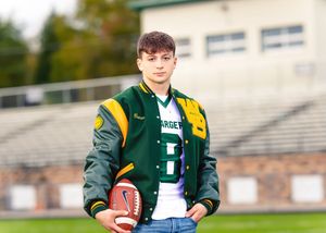 Sports Team Photography, Small and large teams. Photographing your groups and sports teams is free. I  take, print and deliver photo orders