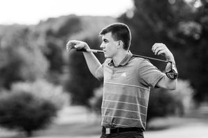 Senior portrait. Central Wisconsin portrait Photographer. Portraits, feature your sport or hobby in your Senior photos