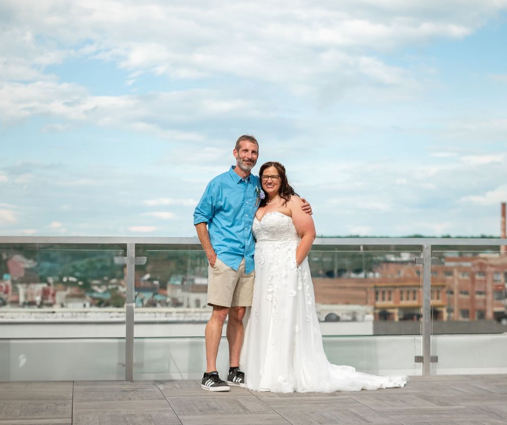 rooftop couple posing wedding