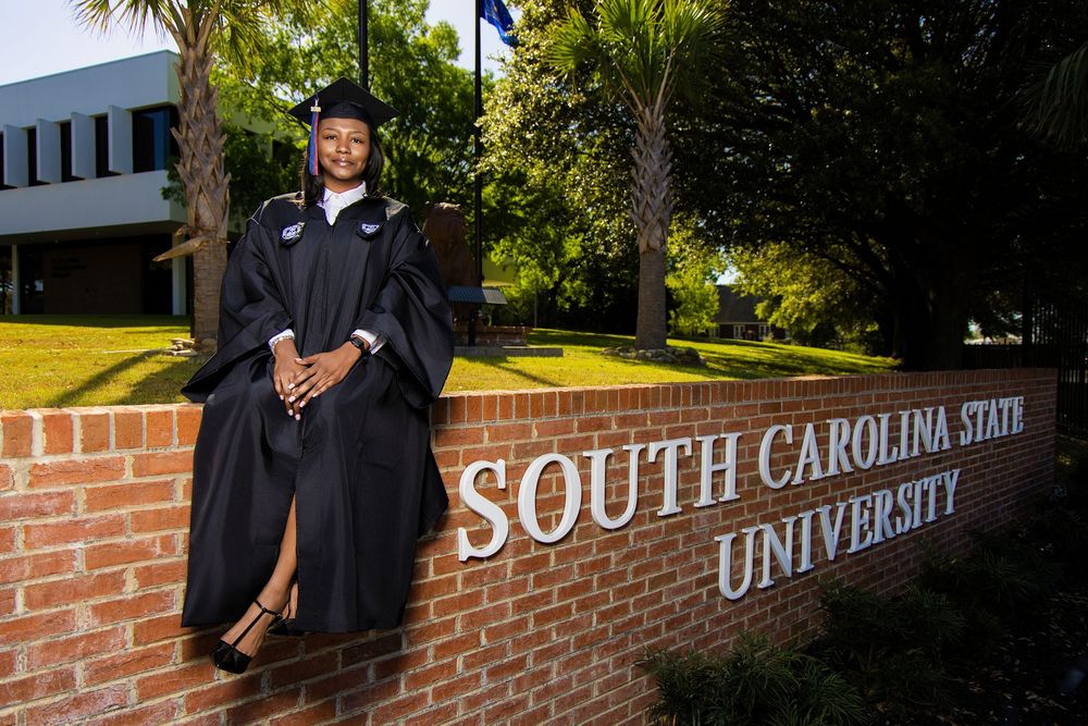 Graduation photography in Columbia, South Carolina