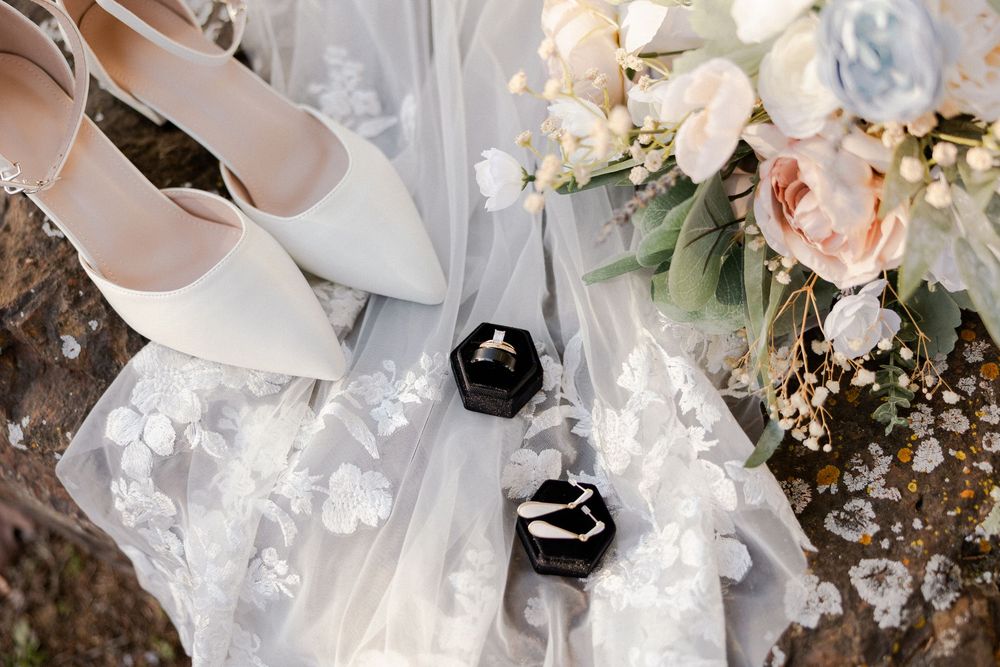 arkansas elopement details lay flat