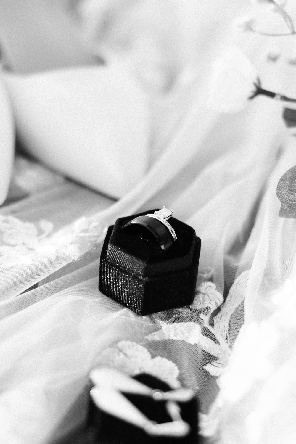 arkansas elopement ring details