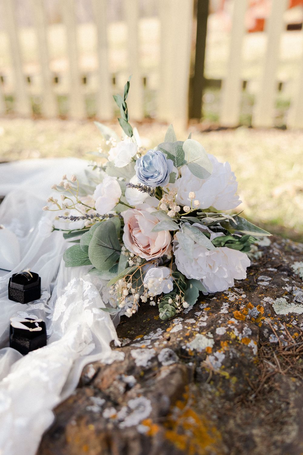 buffalo river elopement details florals