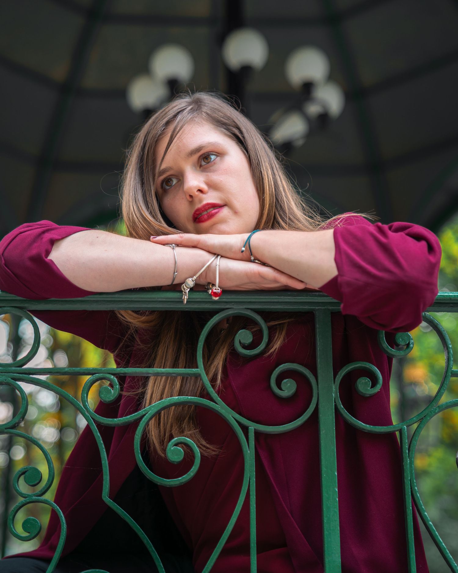 Portrait artistique réalisé en extérieur avec lumière douce