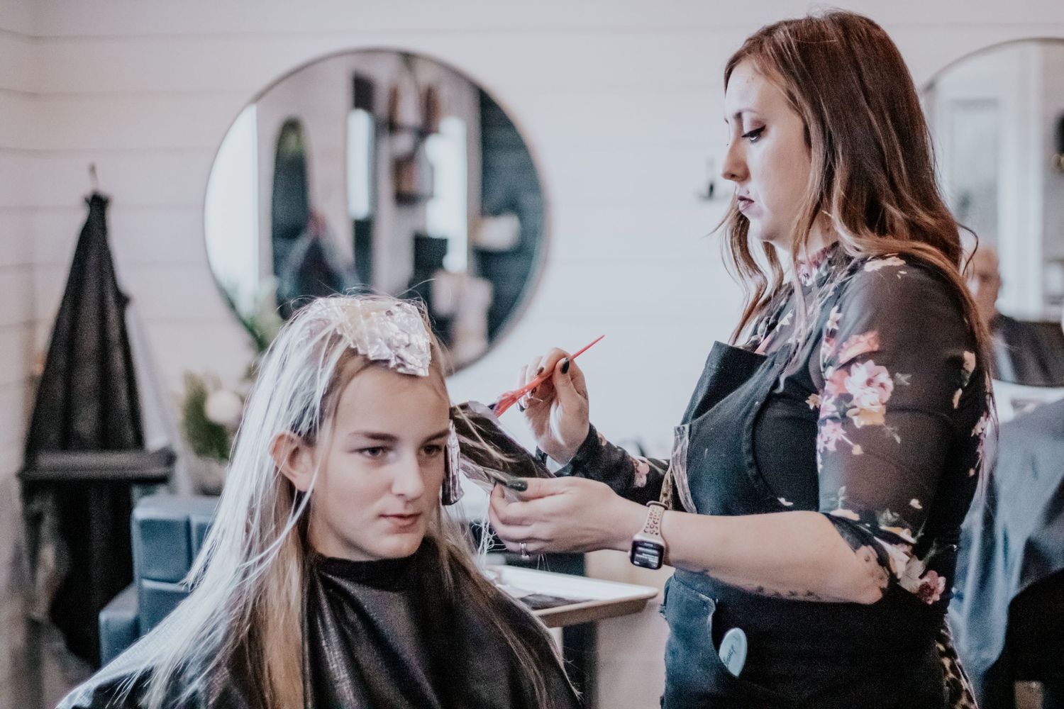 Jade Beauty Lounge
Hair styling
Branding Sessions
Piqua photographer