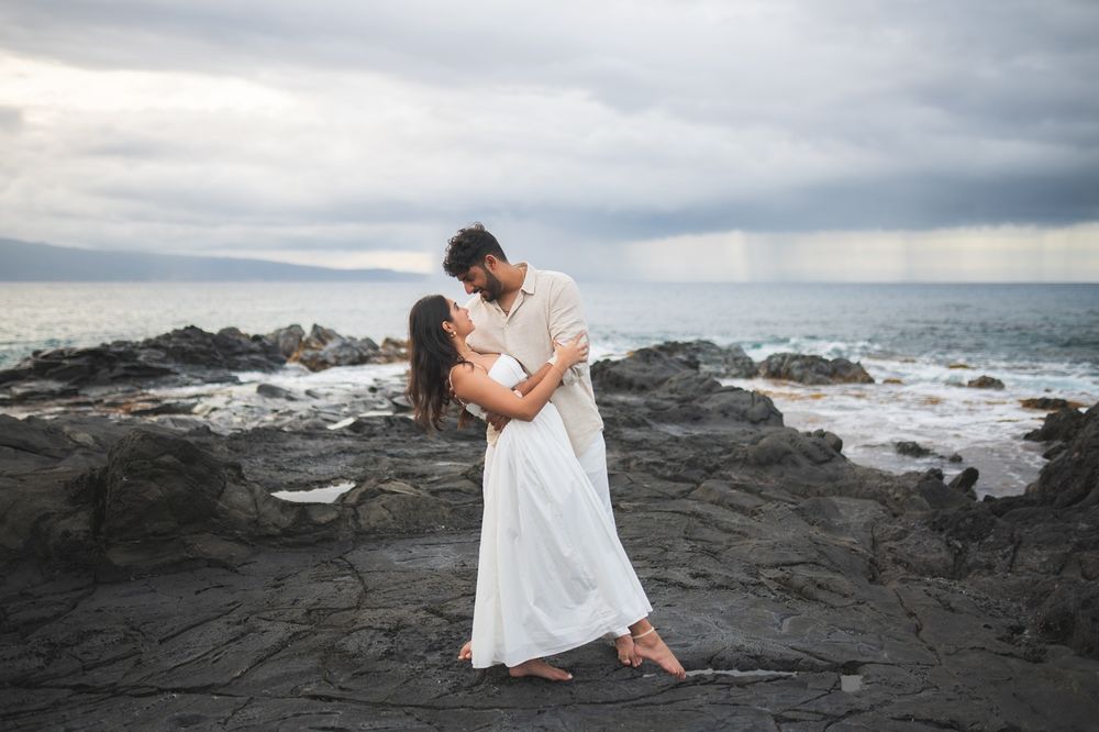 Proposal engagement couple photo shoot during sunset beach on Maui Hawaii by ohwowfotos