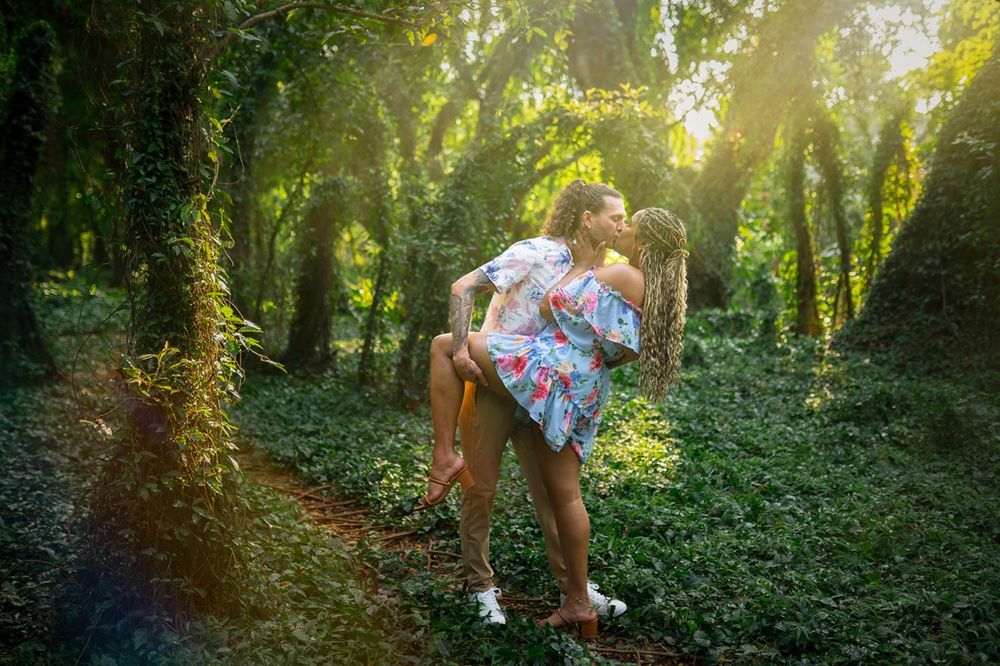 Wedding couple photo at jungle Maui Hawaii by ohwowfotos
