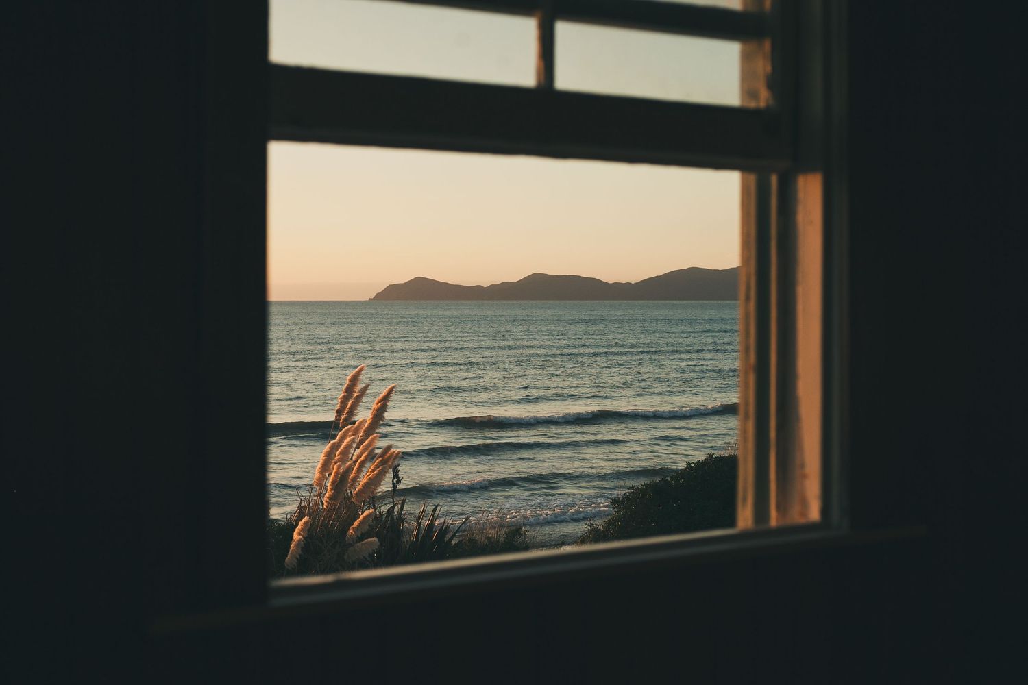 Kapiti Island from Paekakariki taken by Andy Snaps.