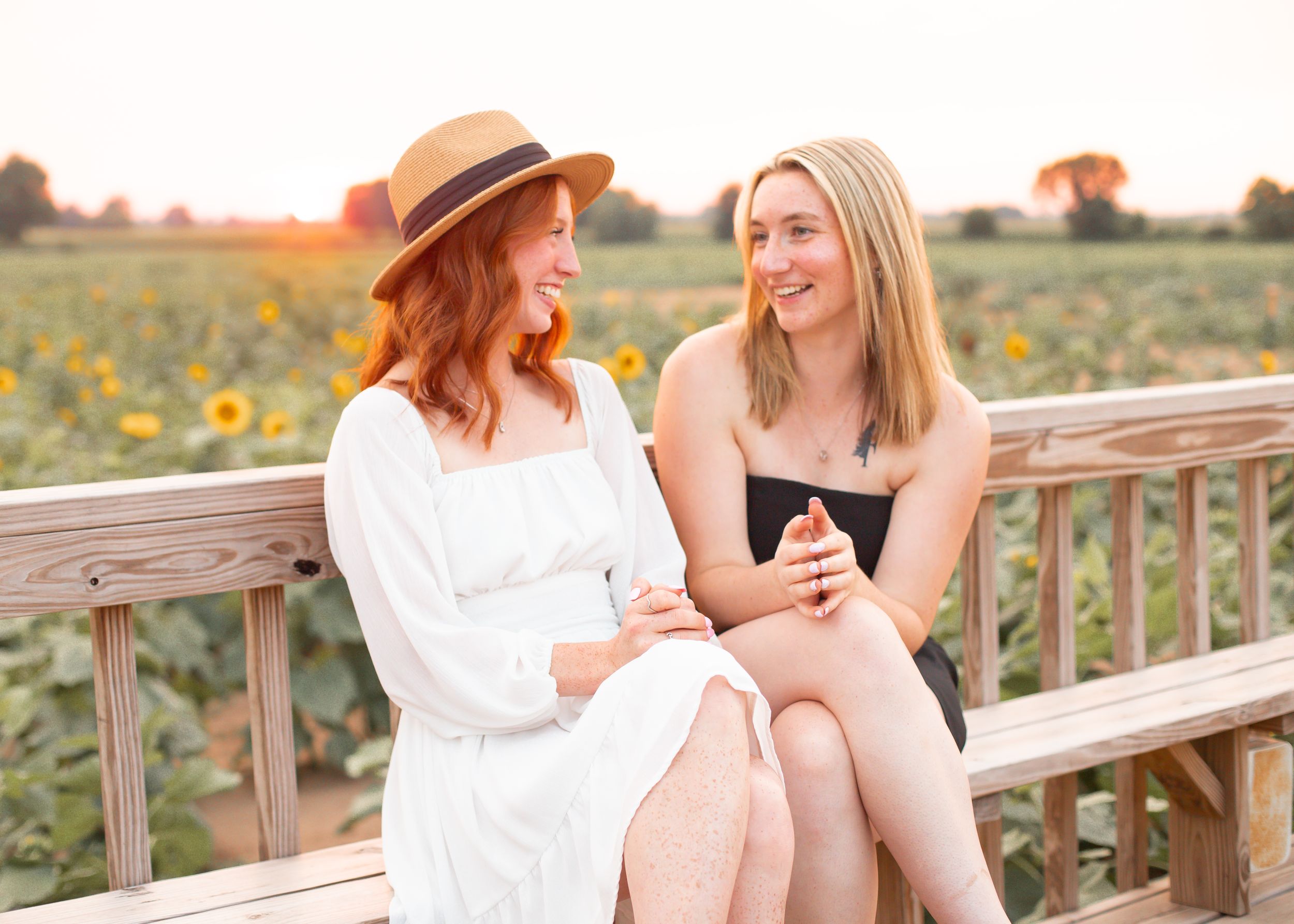 Professional Photography Janesville Wisconsin
Friends
Love
Friendship
Sunflowers
Natural Light