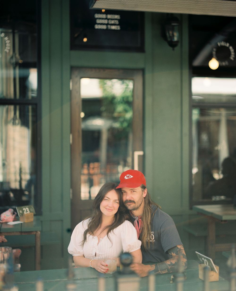 photo of Katie & Pistol by Rae Connell
Howdy Pictures - wedding photographers in Canada + New Zealand.