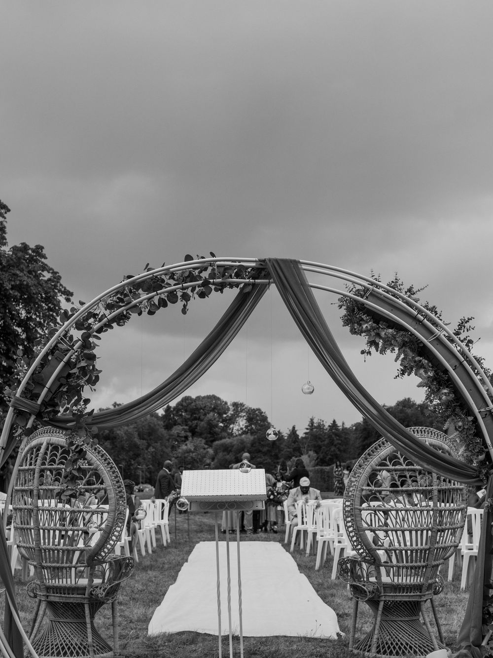 arche et chaise des mariés