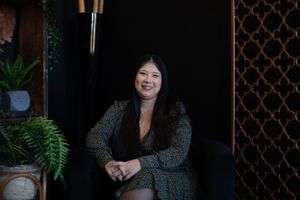 portrait branding lifestyle session cincinnati ohio with emily lupton photography. quick, reliable, great quality images studio head shots