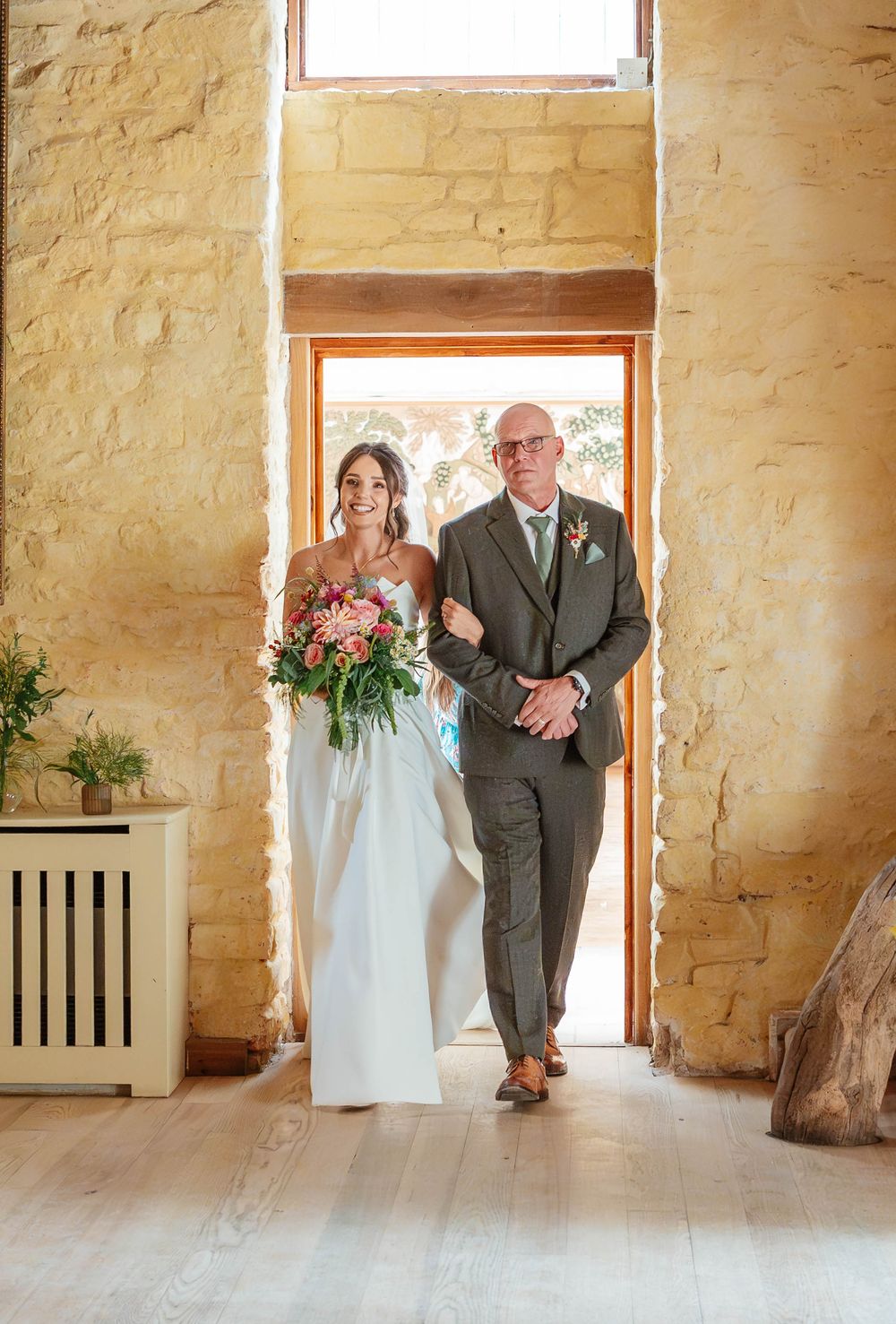 Owlpen Manor wedding photographer Zara Davis Photography Cotswolds Gloucestershire bride entrance with dad