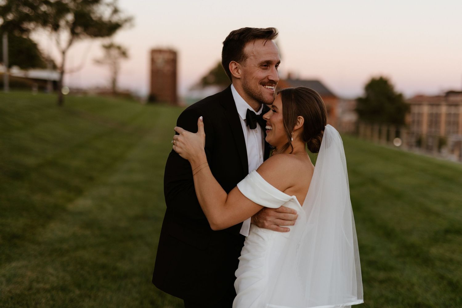 Alyson Weum and Christian Fermanich's Wedding Website, image size:1500x1000