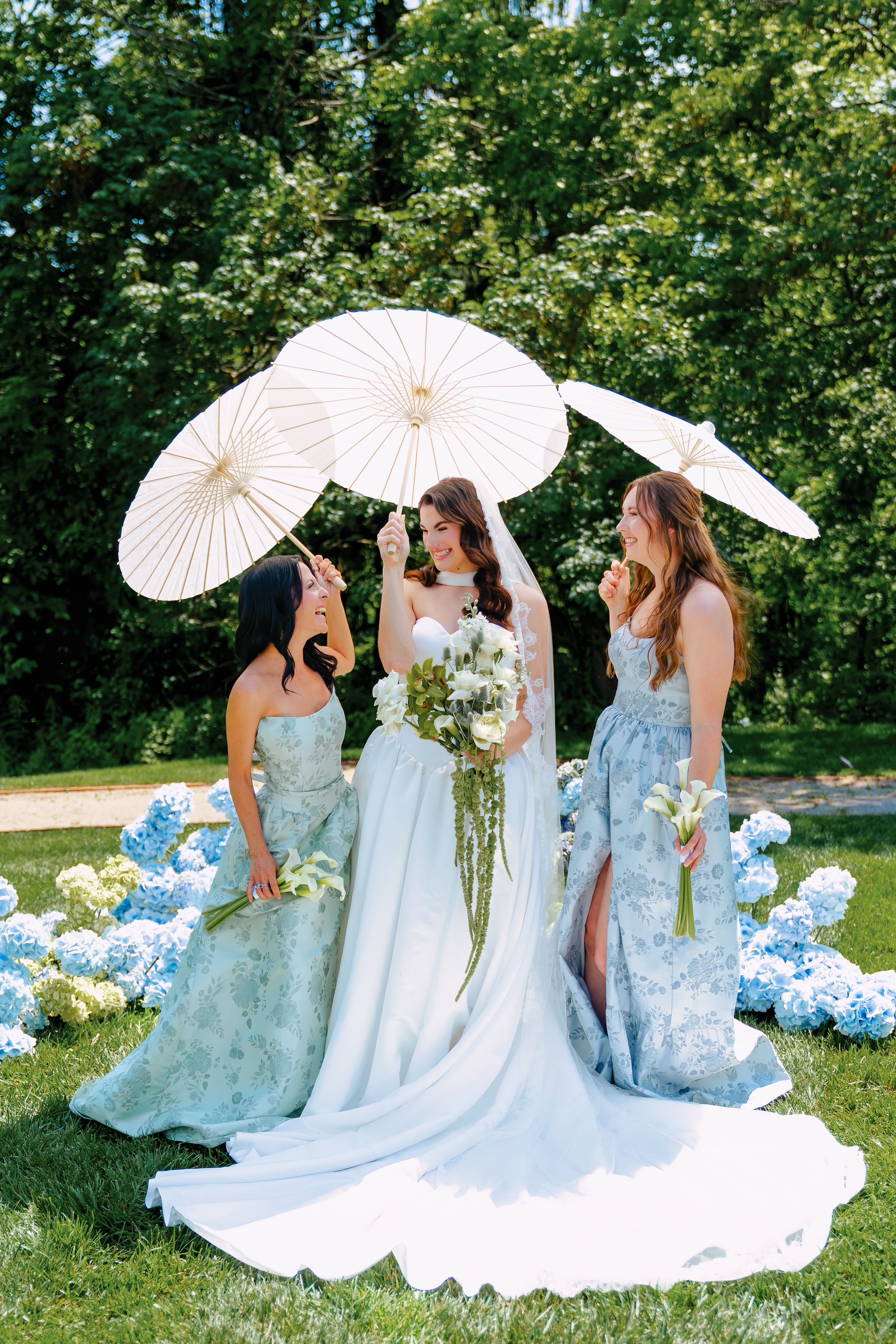 Cincinnati Ohio wedding photographer, wedding at The Meshewa House at Turner Farm in Indian Hill OH.