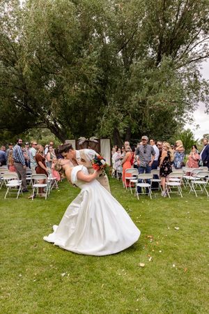 Green River, Wyoming wedding photographer capturing authentic, timeless love stories at The Island and across Sweetwater County with candid,