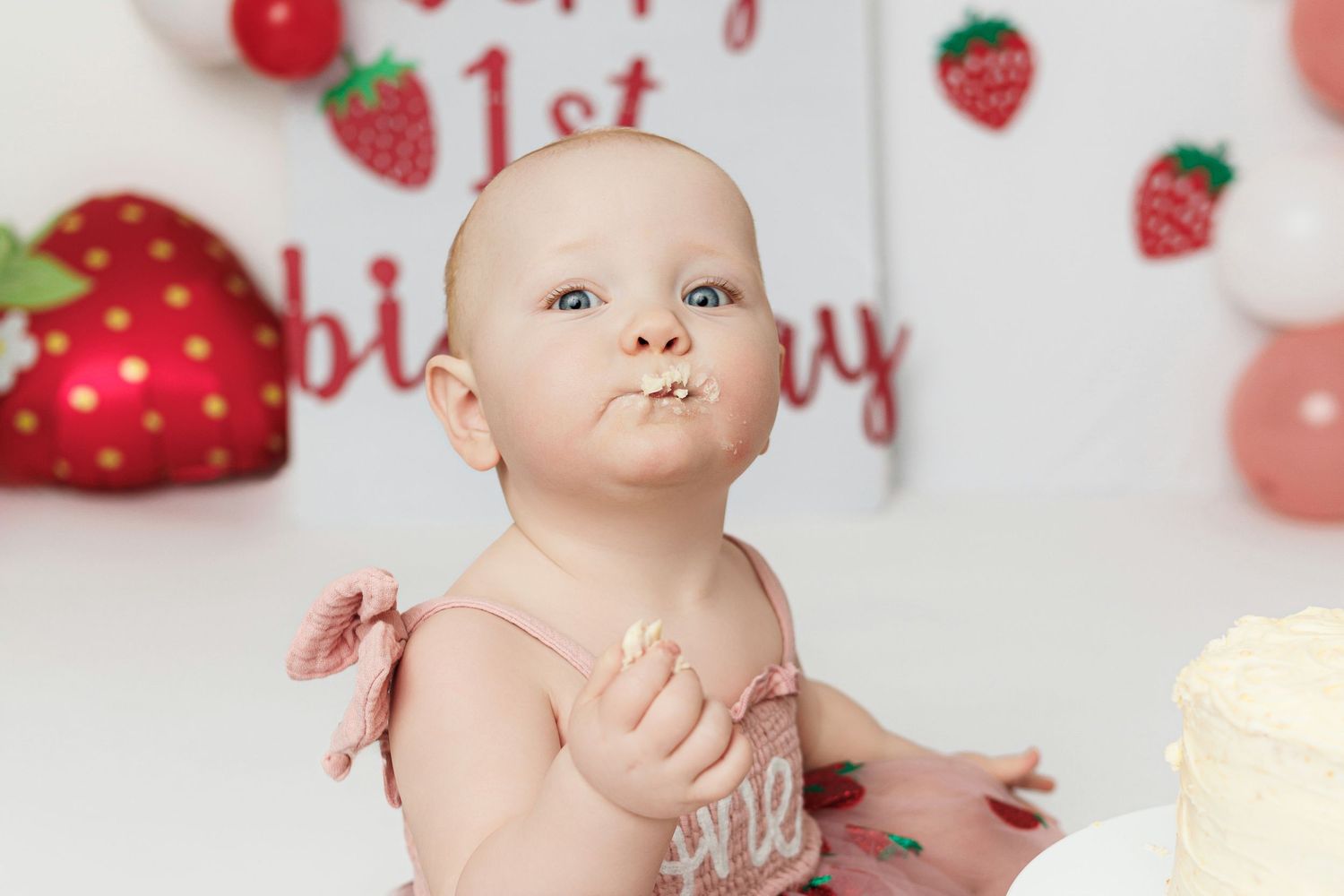 Amy Gray Photography | Newborn, Cake smash, Headshots, Couple, Children, maternity & Family Photographer in Ayr and Girvan