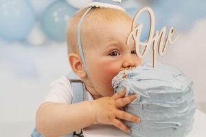 Amy Gray Photography | Newborn, Cake smash, Headshots, Couple, Children, maternity & Family Photographer in Ayr and Girvan