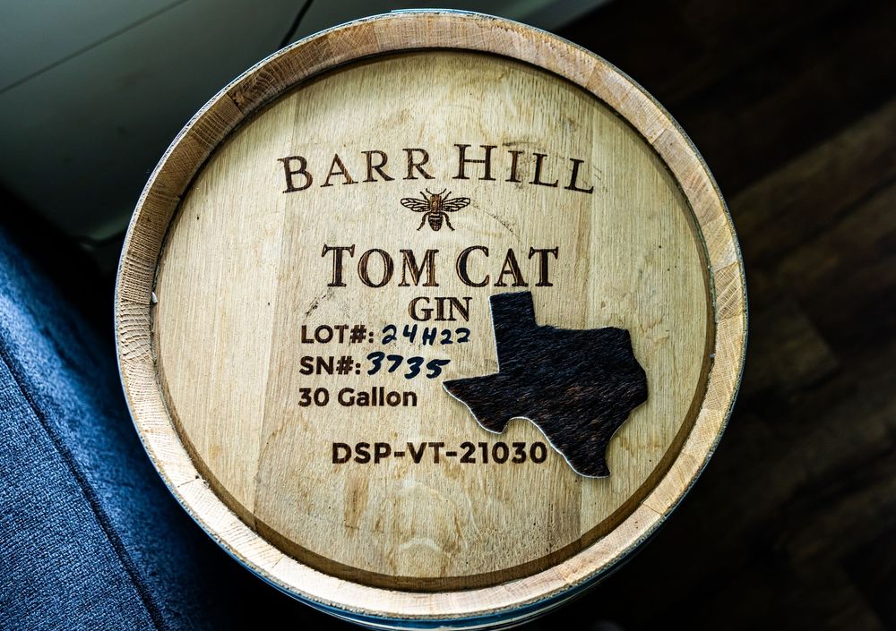 Barr Hill Tom Cat Gin barrel end sign, Lot 24H32, 30 gallon, DSP-VT-21030.