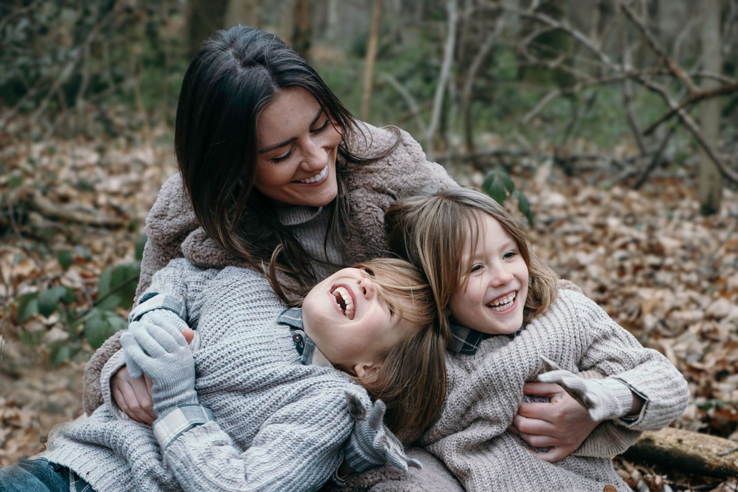 Family Portrait Session, Mothers Day Portrait Session. Portrait of young boys and mummy, outdoor portrait shoot. Woodland, natural.