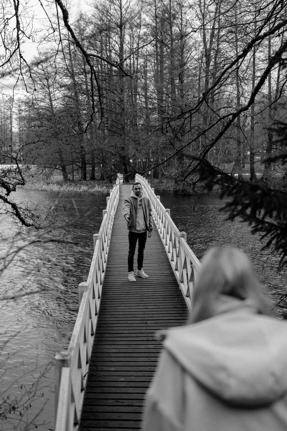 Couple photo shoot in Mustion Linna