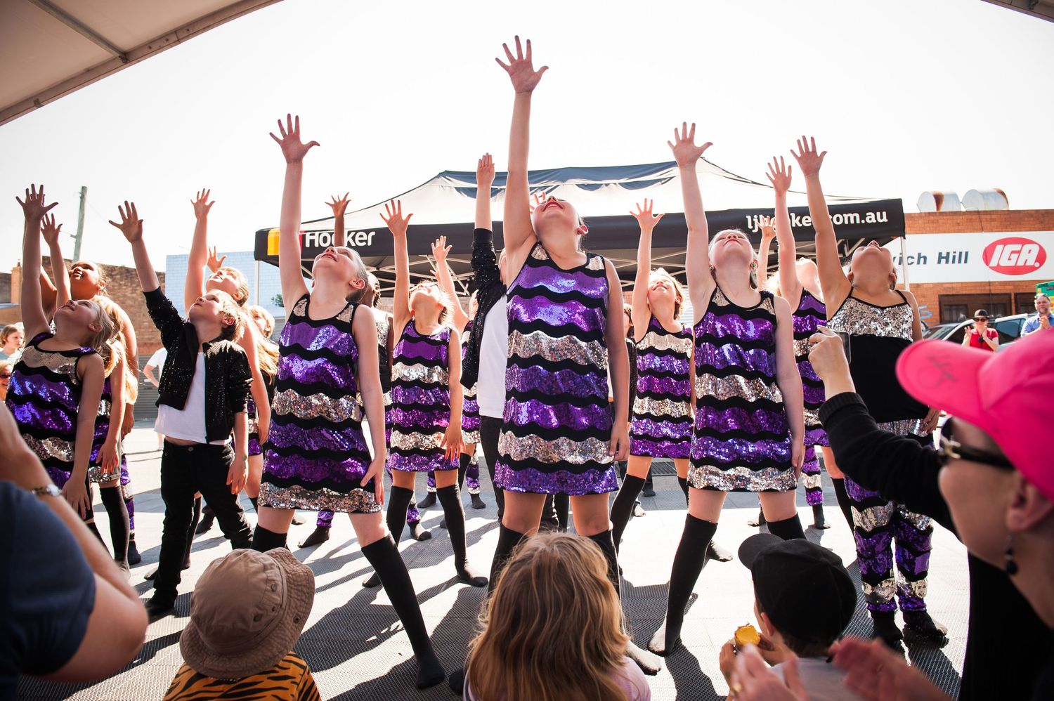 Community event photography by Bellingen Shire based photographer Lou Walpole
