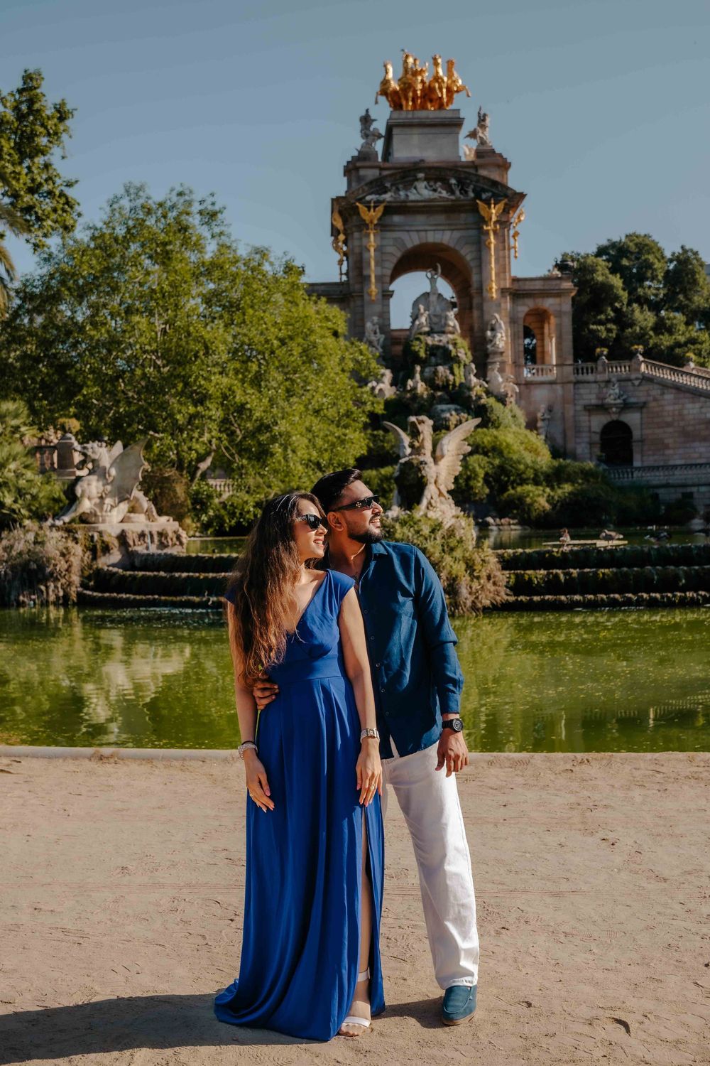 Barcelona engagement photographer morning light