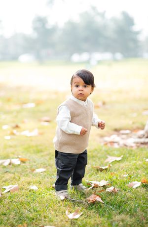 Looking for a family photographer in Orange County, Tustin? I create heartwarming, natural portraits for memories that last forever!