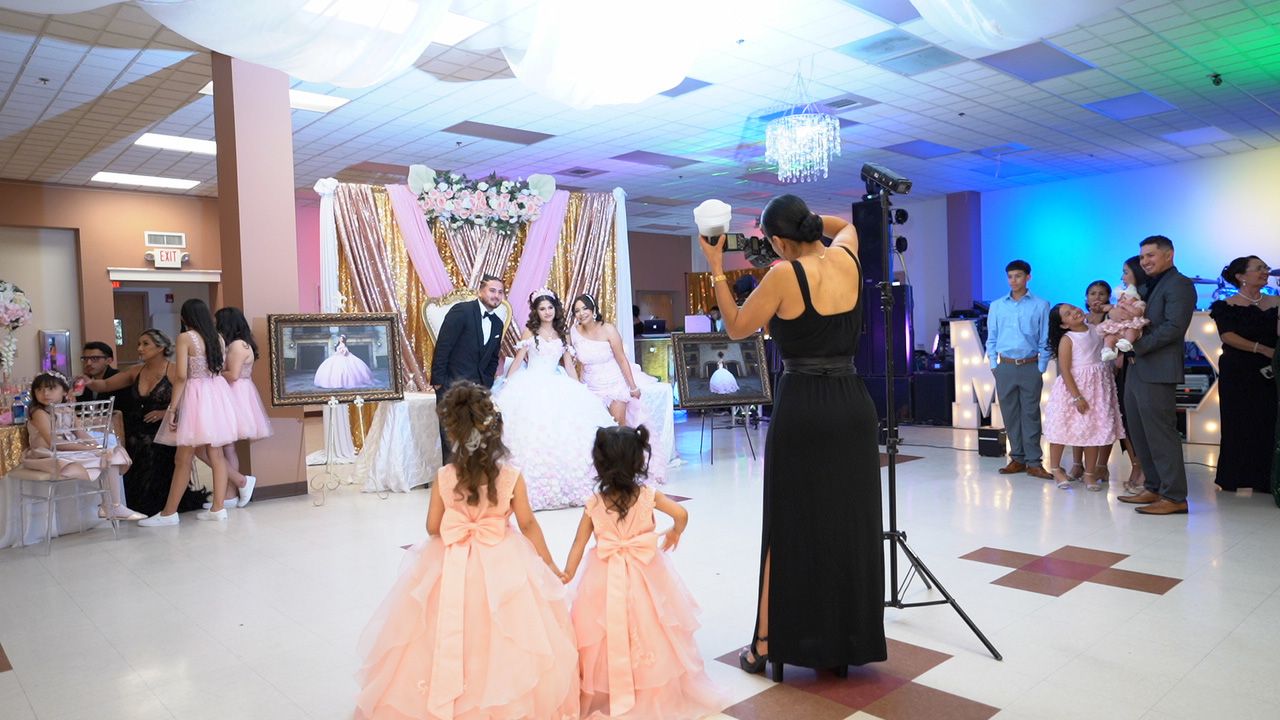 Fotolilly Photography capturing a real quinceañera event in Dallas Fort Worth
