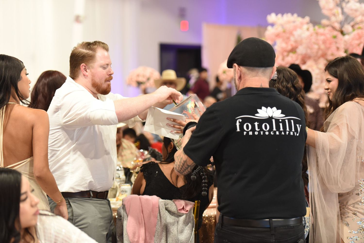 Dallas Fort Worth quince photographer covering a full quinceañera timeline