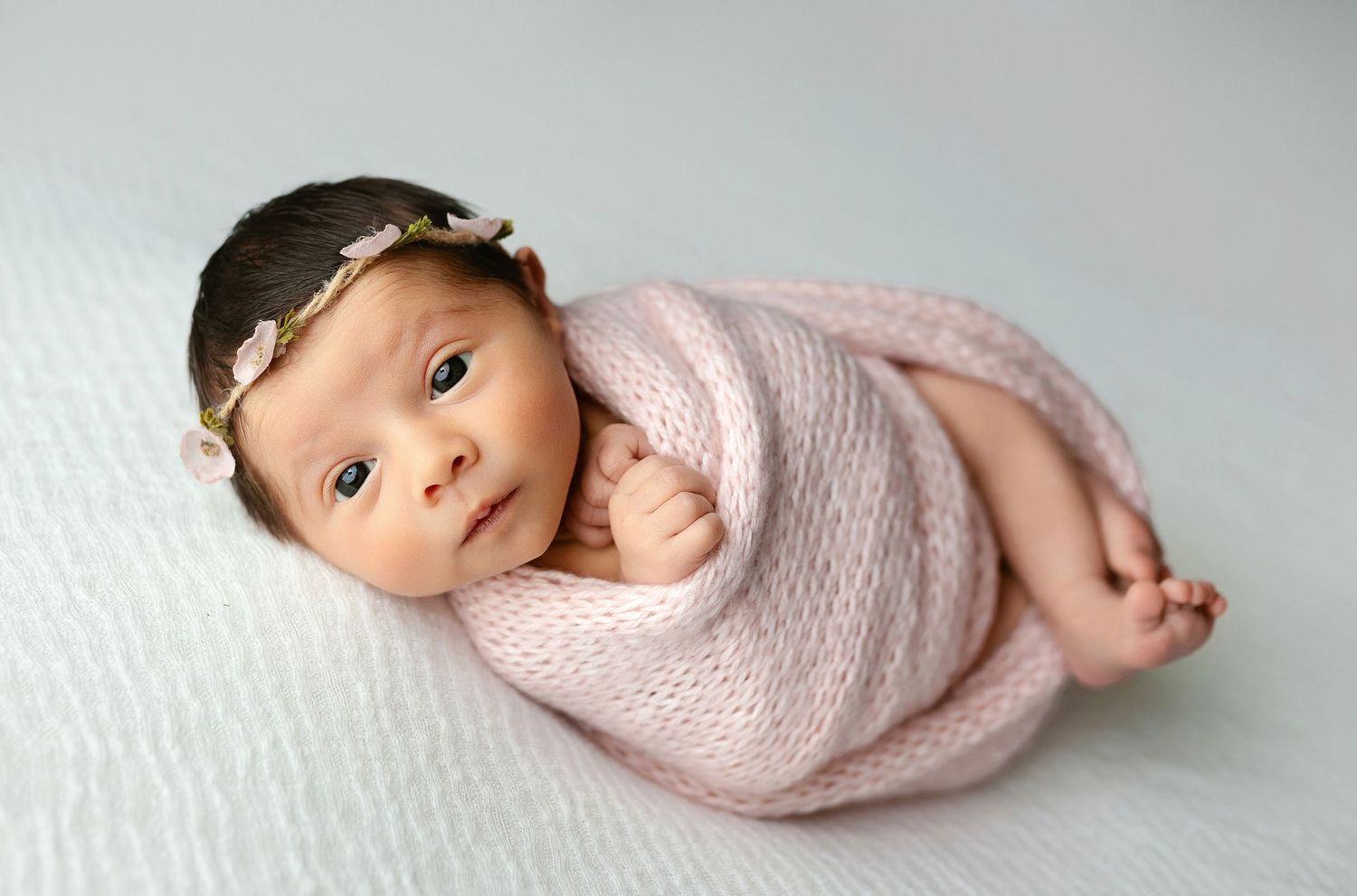 Wide awake newborn. Greenville newborn photographer, Easley newborn photographer, Upstate newborn photographer, Greenville newborn