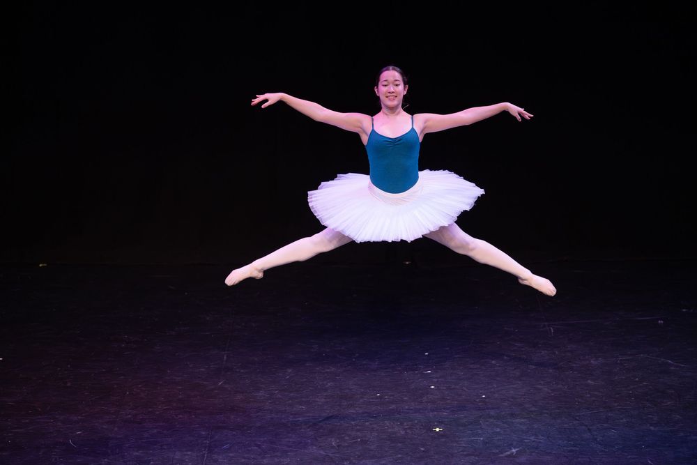 Professional Dance Portrait Photographer Vancouver Lower Mainland BC Canada Ballet Contemporary Portfolio Pricing Performance studio show