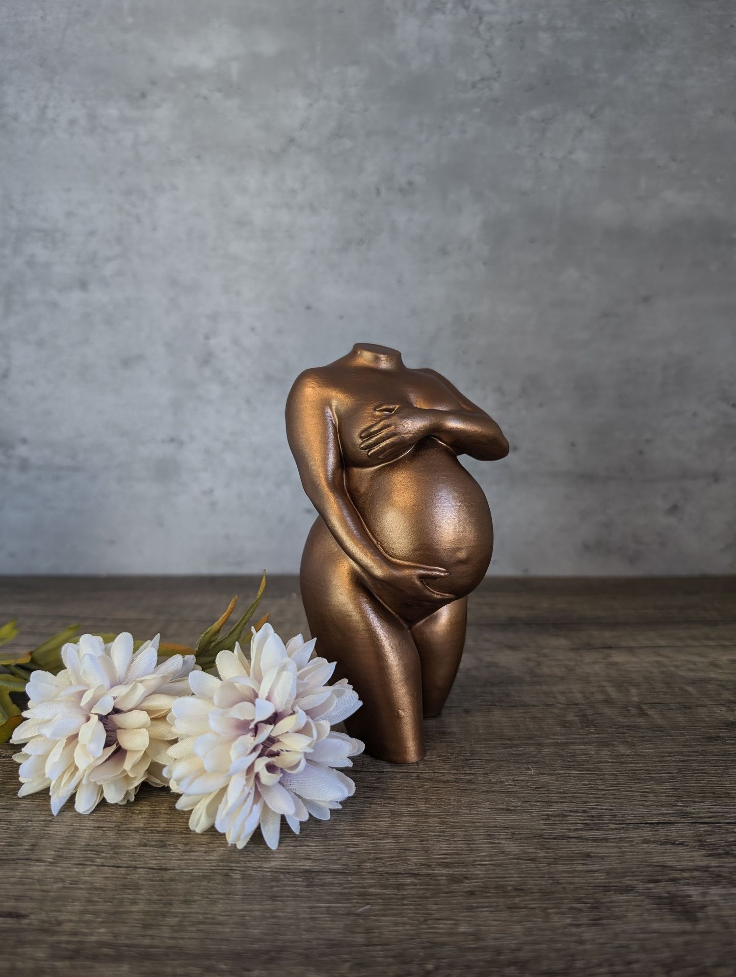 Velvet & the fox maternity body sculpture
Maternity Photographer Laura Moran Mullingar Westmeath 
Good body sculpture of pregnant woman